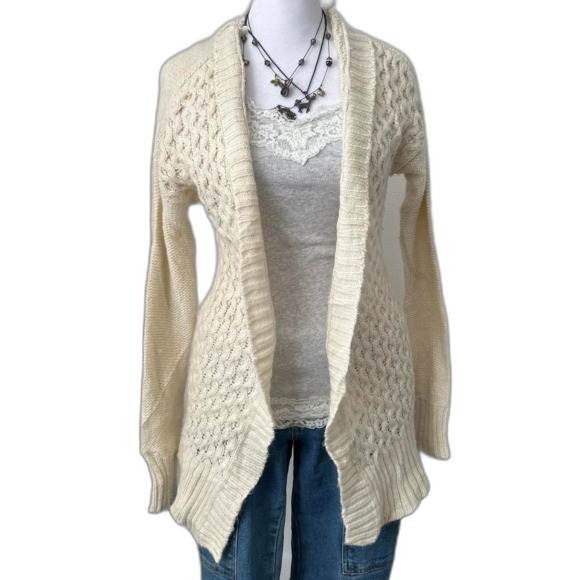American Eagle By Payless Sweaters - American Eagle cream beige cardigan